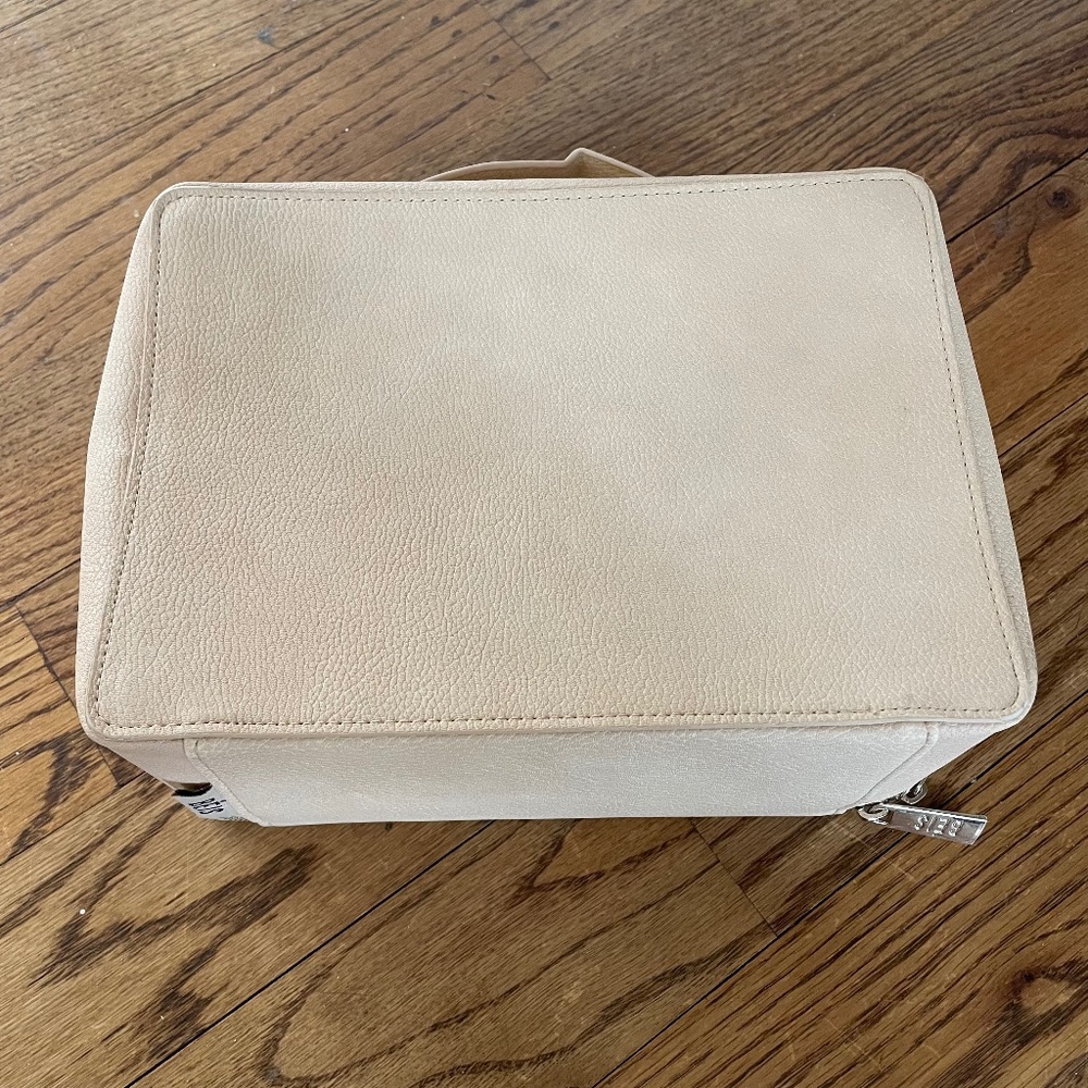Beis Cosmetic Case